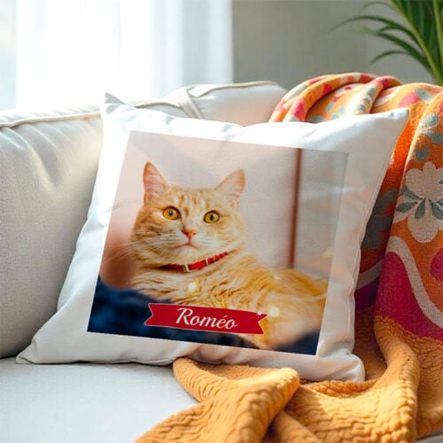 Coussin blanc - Photo et prénom – Image 2