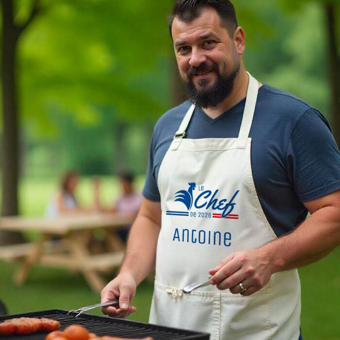 Alternative view of Tablier - Le chef tricolore de 2026