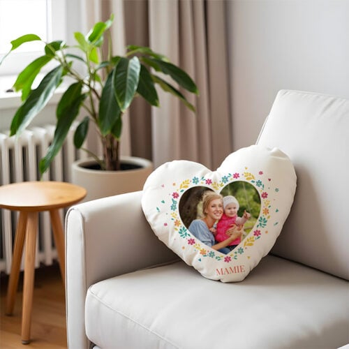 Coussin coeur blanc - Mamie coeur fleuri – Image 2