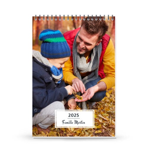 Le Calendrier mural format A4 - Calendrier Famille 13 pages avec reliure