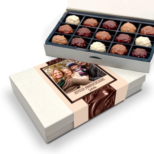 Boîte d'assortiment de 15 rochers personnalisable - Joyeux anniversaire chocolaté