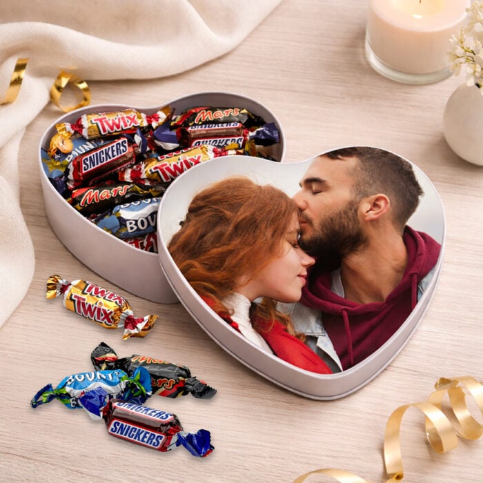 Alternative view of Boîte coeur mini gourmandises – Photo