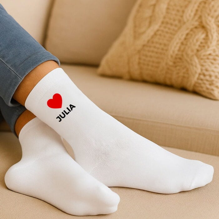 Alternative view of Chaussettes personnalisées – Coeur avec prénom