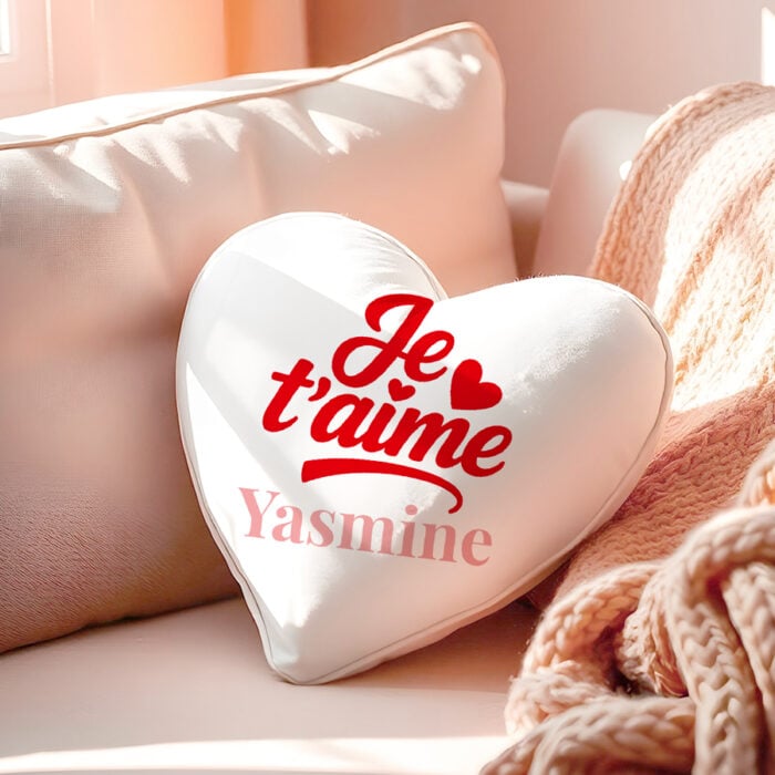 Alternative view of Coussin coeur blanc - Je t'aime avec prénom