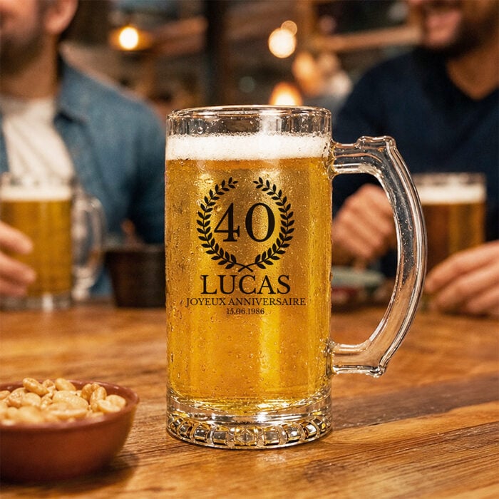 Alternative view of Chope à bière transparente - Joyeux anniversaire